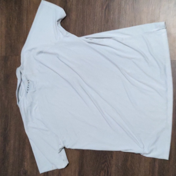 Oakley Mens Size 2XL Light Gray Hydrolix Breathable Polo Shirt - Picture 4 of 5